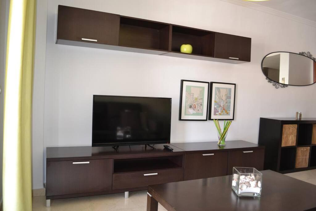 Precioso Apartamento En Primera Linea De Playa En Caleta De Velez Exterior foto