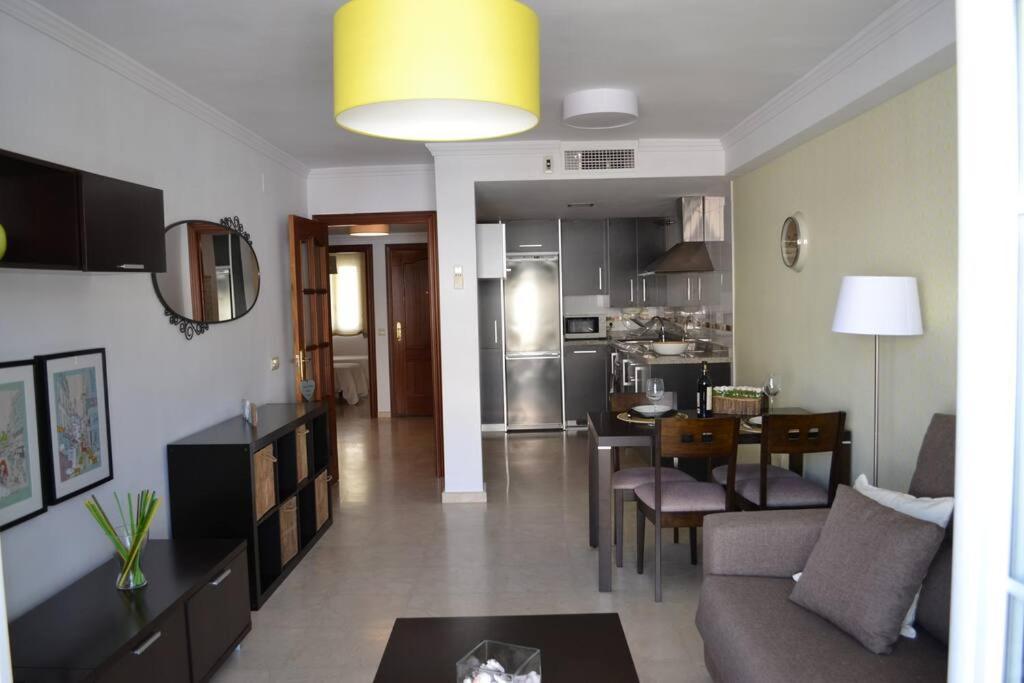 Precioso Apartamento En Primera Linea De Playa En Caleta De Velez Exterior foto